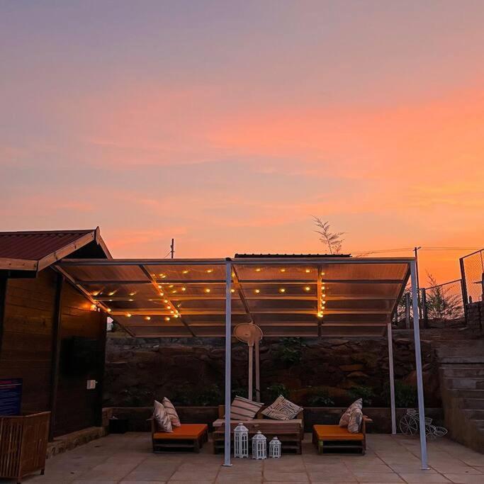 Waterrock Stays The Mango Tree Chalet 浦那 外观 照片